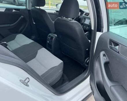 Белый Фольксваген Джетта, объемом двигателя 0 л и пробегом 272 тыс. км за 11150 $, фото 35 на Automoto.ua