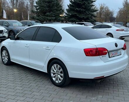 Білий Фольксваген Джетта, об'ємом двигуна 2 л та пробігом 206 тис. км за 8999 $, фото 4 на Automoto.ua