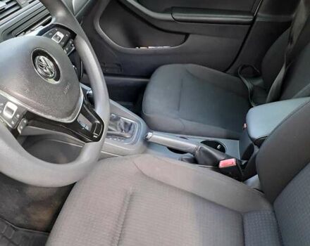 Белый Фольксваген Джетта, объемом двигателя 1.8 л и пробегом 98 тыс. км за 11800 $, фото 6 на Automoto.ua