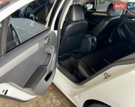 Білий Фольксваген Джетта, об'ємом двигуна 1.8 л та пробігом 141 тис. км за 10400 $, фото 12 на Automoto.ua