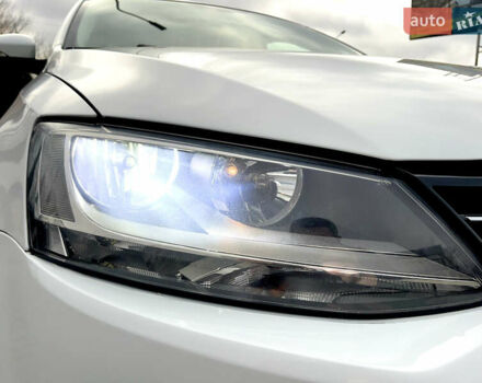 Білий Фольксваген Джетта, об'ємом двигуна 1.97 л та пробігом 195 тис. км за 11300 $, фото 5 на Automoto.ua