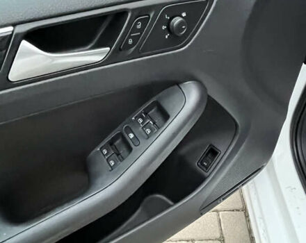 Белый Фольксваген Джетта, объемом двигателя 1.8 л и пробегом 258 тыс. км за 8500 $, фото 13 на Automoto.ua