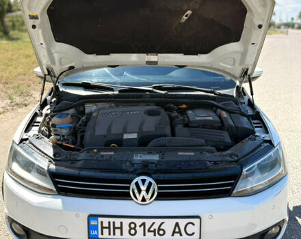 Белый Фольксваген Джетта, объемом двигателя 1.6 л и пробегом 170 тыс. км за 11200 $, фото 7 на Automoto.ua