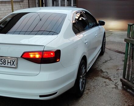 Білий Фольксваген Джетта, об'ємом двигуна 2 л та пробігом 151 тис. км за 10000 $, фото 3 на Automoto.ua