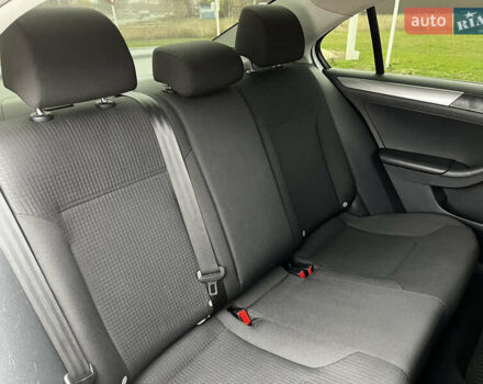 Белый Фольксваген Джетта, объемом двигателя 1.97 л и пробегом 270 тыс. км за 9500 $, фото 32 на Automoto.ua