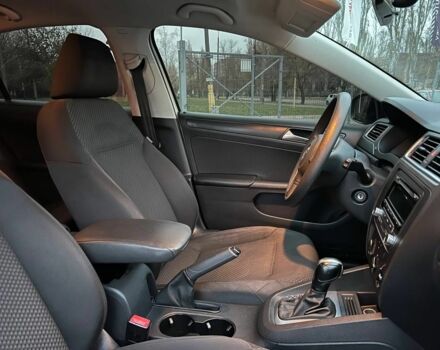 Білий Фольксваген Джетта, об'ємом двигуна 2 л та пробігом 206 тис. км за 8999 $, фото 14 на Automoto.ua