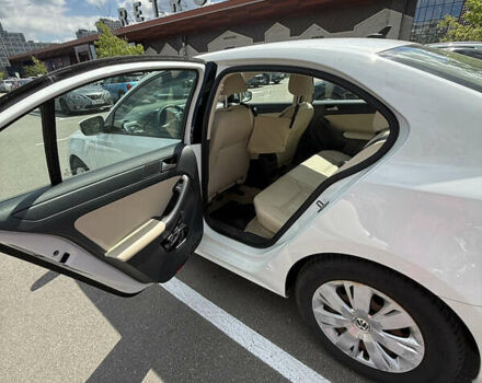 Білий Фольксваген Джетта, об'ємом двигуна 1.8 л та пробігом 157 тис. км за 10110 $, фото 9 на Automoto.ua