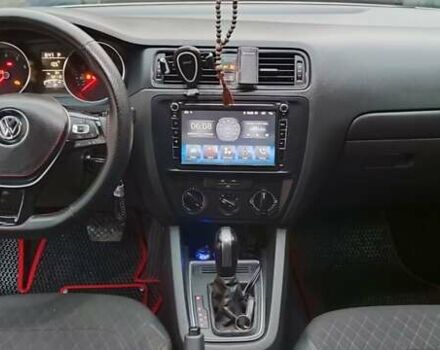 Білий Фольксваген Джетта, об'ємом двигуна 2 л та пробігом 151 тис. км за 10000 $, фото 2 на Automoto.ua