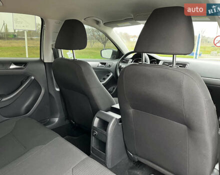 Белый Фольксваген Джетта, объемом двигателя 1.97 л и пробегом 270 тыс. км за 9500 $, фото 30 на Automoto.ua