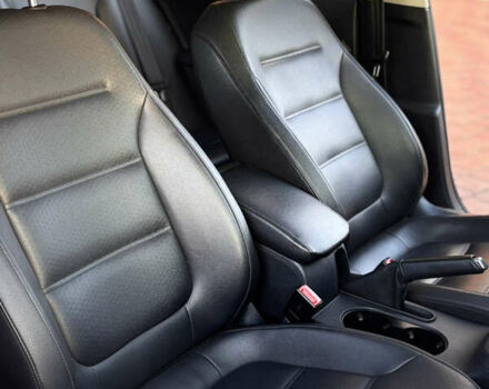 Белый Фольксваген Джетта, объемом двигателя 1.97 л и пробегом 178 тыс. км за 12000 $, фото 14 на Automoto.ua