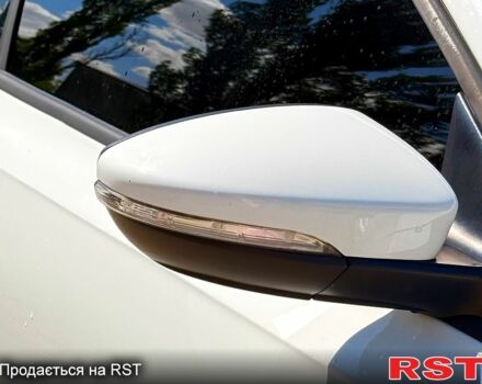 Белый Фольксваген Джетта, объемом двигателя 1.6 л и пробегом 280 тыс. км за 11500 $, фото 3 на Automoto.ua