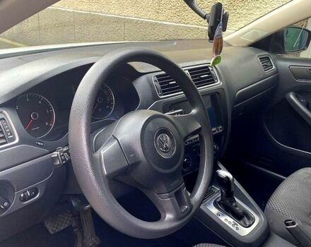 Білий Фольксваген Джетта, об'ємом двигуна 2 л та пробігом 320 тис. км за 7100 $, фото 5 на Automoto.ua