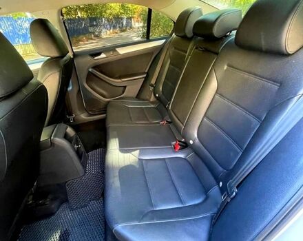 Белый Фольксваген Джетта, объемом двигателя 1.8 л и пробегом 135 тыс. км за 9500 $, фото 5 на Automoto.ua