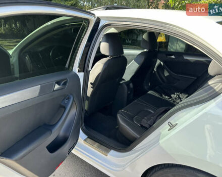 Белый Фольксваген Джетта, объемом двигателя 1.8 л и пробегом 138 тыс. км за 9400 $, фото 15 на Automoto.ua