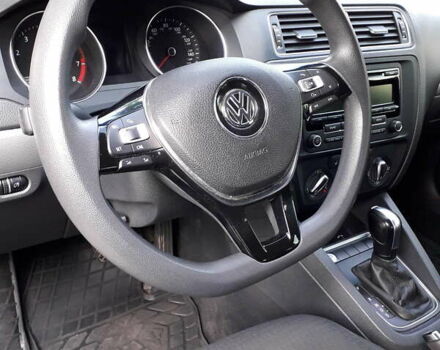 Белый Фольксваген Джетта, объемом двигателя 1.8 л и пробегом 98 тыс. км за 11800 $, фото 7 на Automoto.ua