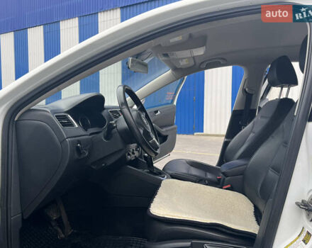 Белый Фольксваген Джетта, объемом двигателя 1.8 л и пробегом 150 тыс. км за 7999 $, фото 17 на Automoto.ua