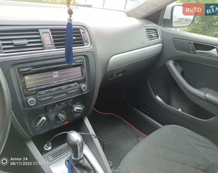Білий Фольксваген Джетта, об'ємом двигуна 1.8 л та пробігом 242 тис. км за 8700 $, фото 10 на Automoto.ua