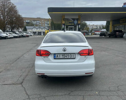 Фольксваген Джетта 2014 в Василькове на Automoto.ua Белый Фольксваген Джетта, объемом двигателя 1.8 л и пробегом 198 тыс. км за 10500 $, фото 2 на Automoto.ua