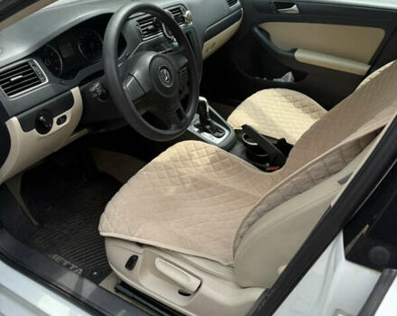 Білий Фольксваген Джетта, об'ємом двигуна 1.8 л та пробігом 157 тис. км за 10110 $, фото 11 на Automoto.ua