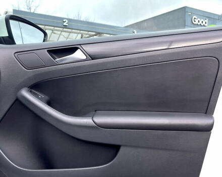 Білий Фольксваген Джетта, об'ємом двигуна 1.97 л та пробігом 195 тис. км за 11300 $, фото 17 на Automoto.ua