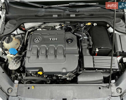 Белый Фольксваген Джетта, объемом двигателя 1.97 л и пробегом 270 тыс. км за 9500 $, фото 36 на Automoto.ua