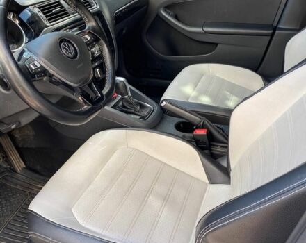 Білий Фольксваген Джетта, об'ємом двигуна 1.8 л та пробігом 156 тис. км за 12500 $, фото 7 на Automoto.ua