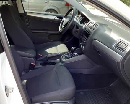 Белый Фольксваген Джетта, объемом двигателя 1.8 л и пробегом 98 тыс. км за 11800 $, фото 8 на Automoto.ua