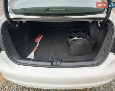 Белый Фольксваген Джетта, объемом двигателя 2 л и пробегом 141 тыс. км за 10500 $, фото 13 на Automoto.ua