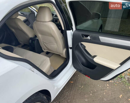 Білий Фольксваген Джетта, об'ємом двигуна 1.8 л та пробігом 151 тис. км за 11800 $, фото 18 на Automoto.ua