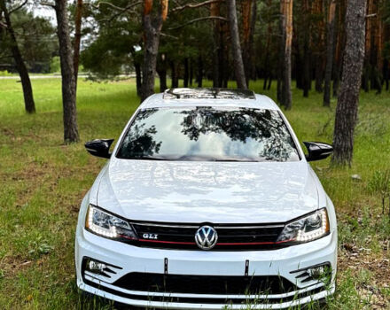 Белый Фольксваген Джетта, объемом двигателя 2 л и пробегом 152 тыс. км за 14000 $, фото 2 на Automoto.ua