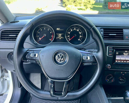 Белый Фольксваген Джетта, объемом двигателя 1.4 л и пробегом 195 тыс. км за 9000 $, фото 30 на Automoto.ua