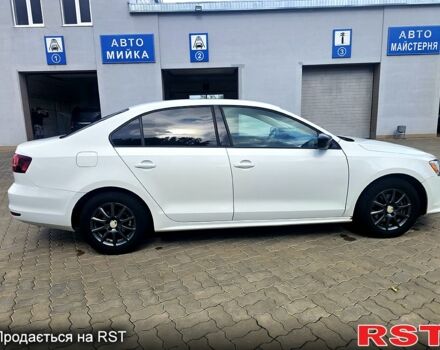 Фольксваген Джетта 2015 в Нововолынск на Automoto.ua Белый Фольксваген Джетта, объемом двигателя 1.4 л и пробегом 139 тыс. км за 8700 $, фото 3 на Automoto.ua