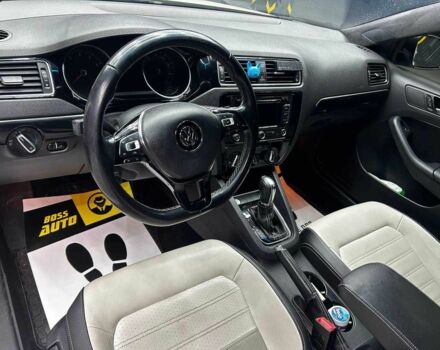 Белый Фольксваген Джетта, объемом двигателя 1.8 л и пробегом 177 тыс. км за 9750 $, фото 7 на Automoto.ua