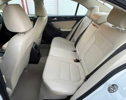 Белый Фольксваген Джетта, объемом двигателя 2 л и пробегом 76 тыс. км за 8300 $, фото 12 на Automoto.ua