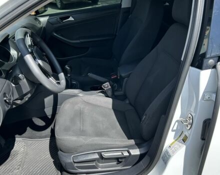 Белый Фольксваген Джетта, объемом двигателя 1.4 л и пробегом 256 тыс. км за 7800 $, фото 12 на Automoto.ua