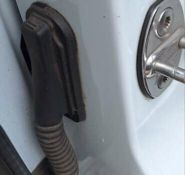 Белый Фольксваген Джетта, объемом двигателя 2 л и пробегом 158 тыс. км за 9300 $, фото 34 на Automoto.ua