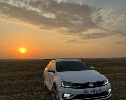 Білий Фольксваген Джетта, об'ємом двигуна 2 л та пробігом 134 тис. км за 12500 $, фото 4 на Automoto.ua