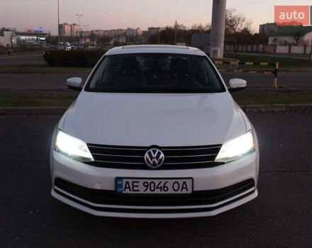 Білий Фольксваген Джетта, об'ємом двигуна 1.8 л та пробігом 158 тис. км за 11600 $, фото 5 на Automoto.ua