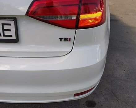 Білий Фольксваген Джетта, об'ємом двигуна 1.8 л та пробігом 177 тис. км за 10500 $, фото 5 на Automoto.ua