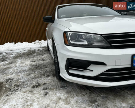 Белый Фольксваген Джетта, объемом двигателя 1.8 л и пробегом 180 тыс. км за 10999 $, фото 1 на Automoto.ua