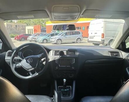 Белый Фольксваген Джетта, объемом двигателя 1.4 л и пробегом 159 тыс. км за 10500 $, фото 10 на Automoto.ua