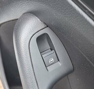 Белый Фольксваген Джетта, объемом двигателя 2 л и пробегом 158 тыс. км за 9300 $, фото 38 на Automoto.ua