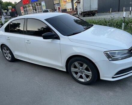 Фольксваген Джетта 2015 у Василькове на Automoto.ua Білий Фольксваген Джетта, об'ємом двигуна 2 л та пробігом 220 тис. км за 7800 $, фото 5 на Automoto.ua