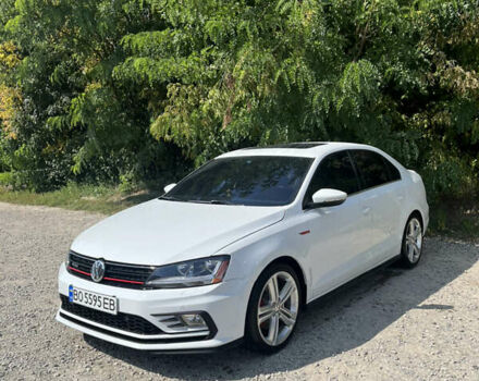 Білий Фольксваген Джетта, об'ємом двигуна 2 л та пробігом 134 тис. км за 12500 $, фото 3 на Automoto.ua