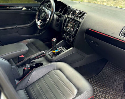 Белый Фольксваген Джетта, объемом двигателя 2 л и пробегом 152 тыс. км за 14000 $, фото 9 на Automoto.ua