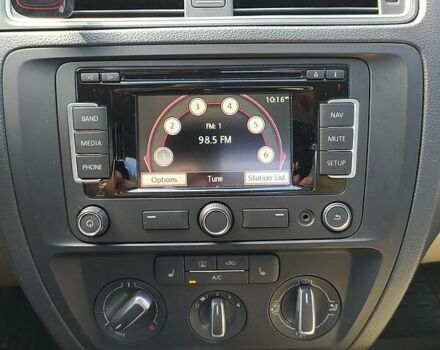 Білий Фольксваген Джетта, об'ємом двигуна 1.8 л та пробігом 177 тис. км за 10500 $, фото 18 на Automoto.ua