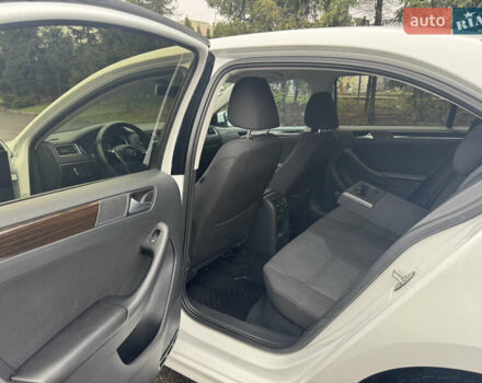 Белый Фольксваген Джетта, объемом двигателя 1.97 л и пробегом 168 тыс. км за 13000 $, фото 10 на Automoto.ua