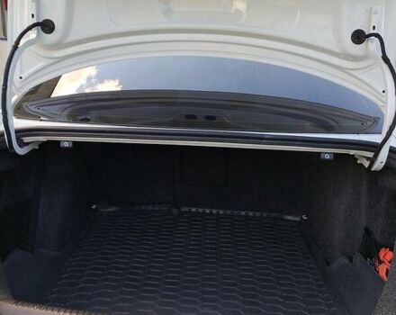 Білий Фольксваген Джетта, об'ємом двигуна 1.8 л та пробігом 177 тис. км за 10500 $, фото 14 на Automoto.ua