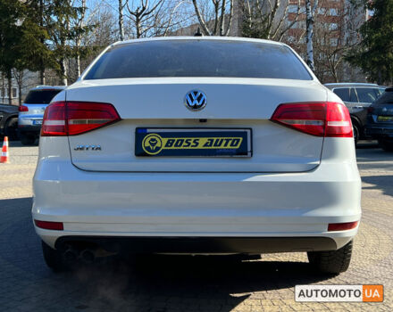 Белый Фольксваген Джетта, объемом двигателя 2 л и пробегом 136 тыс. км за 9900 $, фото 5 на Automoto.ua