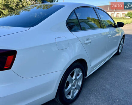 Белый Фольксваген Джетта, объемом двигателя 1.4 л и пробегом 195 тыс. км за 9000 $, фото 24 на Automoto.ua